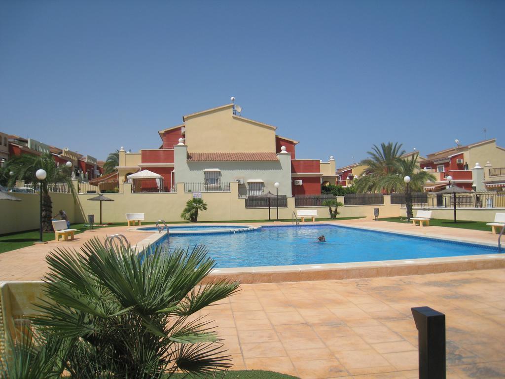 Bungalow Altos De La Bahia Torrevieja Rom bilde