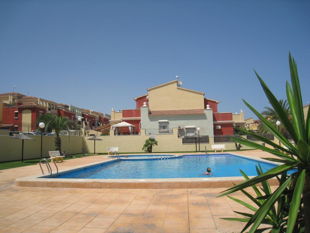 Bungalow Altos De La Bahia Torrevieja Rom bilde